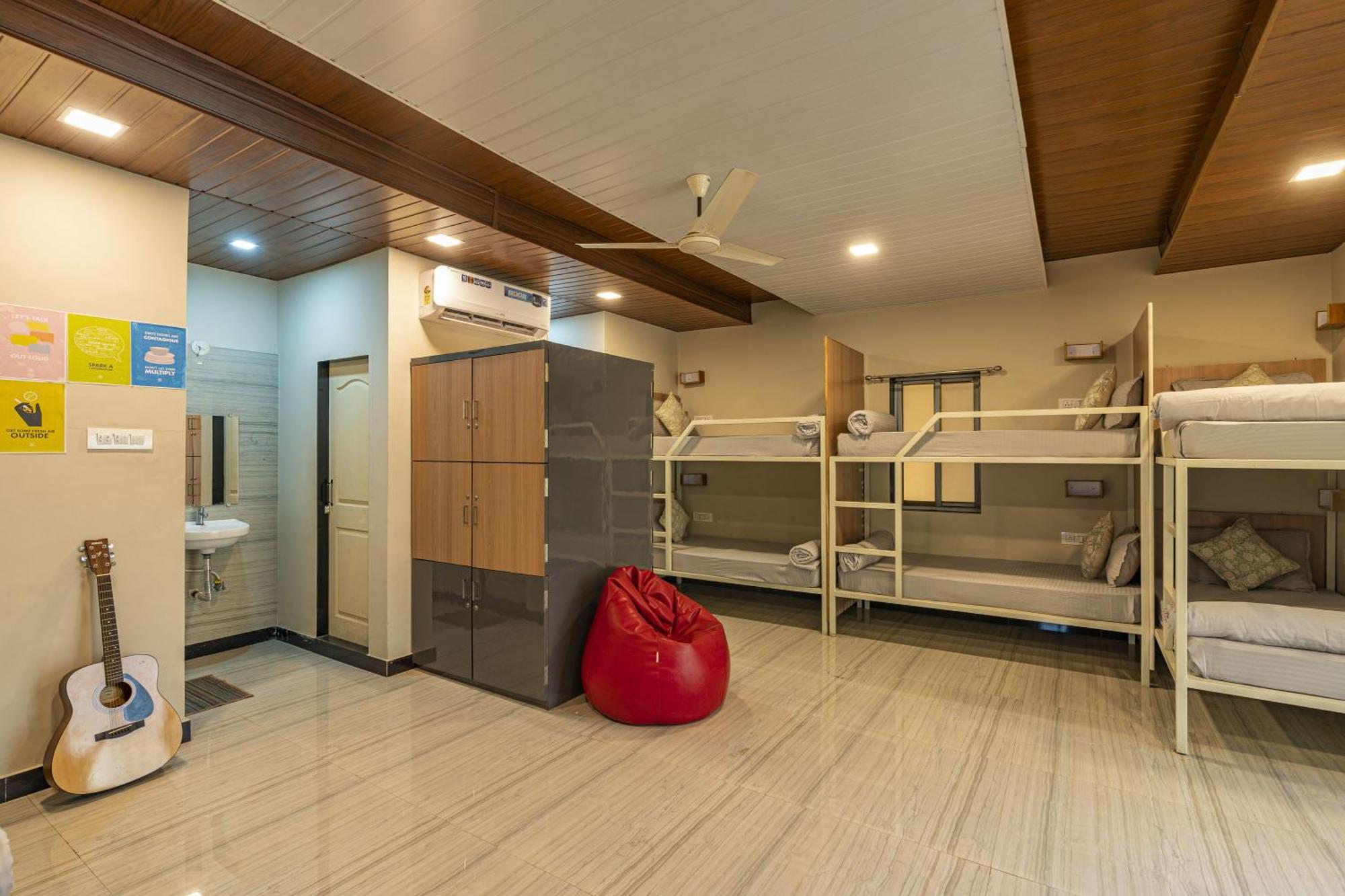 Albergue Zostel Kolad Habitación foto